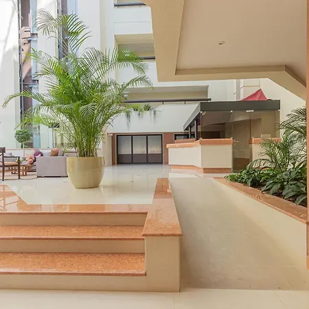 Lujoso Ap Con Piscina Frente Al Mar *