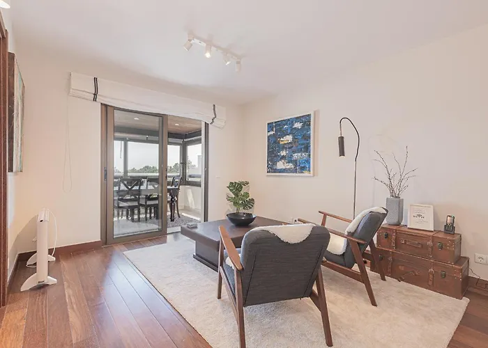 Apartamento Lujoso Ap Con Piscina Frente Al Mar Cascais