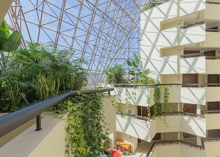 Lujoso Ap Con Piscina Frente Al Mar Apartamento