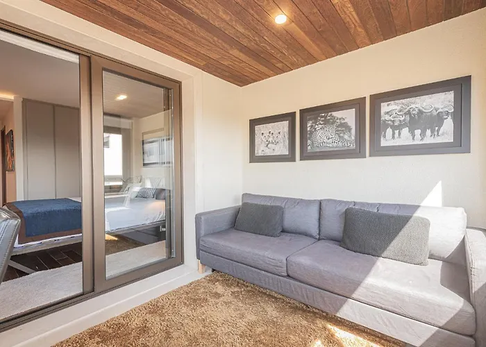 Lujoso Ap Con Piscina Frente Al Mar Cascais