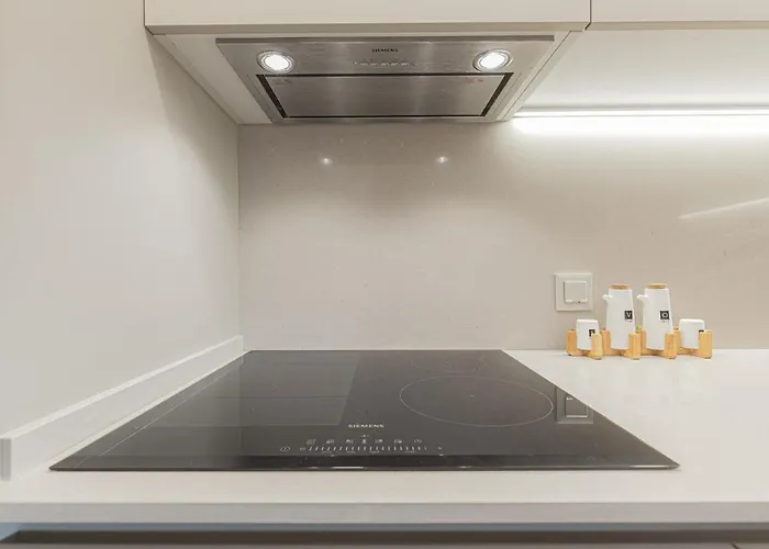 Lujoso Ap Con Piscina Frente Al Mar