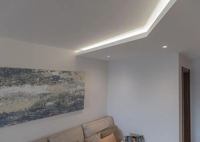 Lujoso Ap Con Piscina Frente Al Mar Cascais