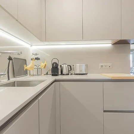 Lujoso Ap Con Piscina Frente Al Mar Apartmán