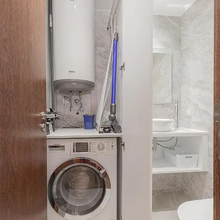 Lujoso Ap Con Piscina Frente Al Mar