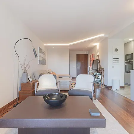 Lujoso Ap Con Piscina Frente Al Mar * Cascais