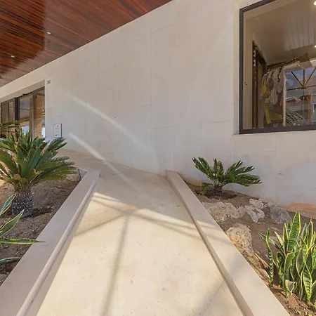 Lujoso Ap Con Piscina Frente Al Mar *