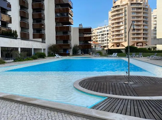 Lujoso Ap Con Piscina Frente Al Mar Cascais
