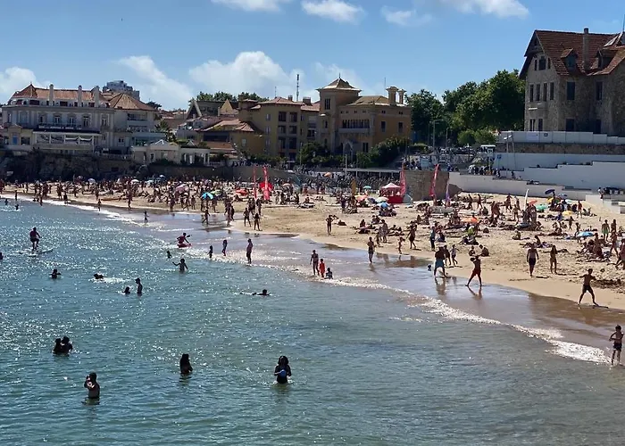 Lujoso Ap Con Piscina Frente Al Mar Cascais